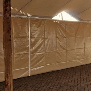 1614 Zijwand stretchtent 5meter zandkleur met raam